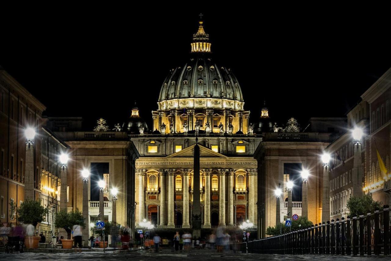 Roma Vatican Buitenkant foto